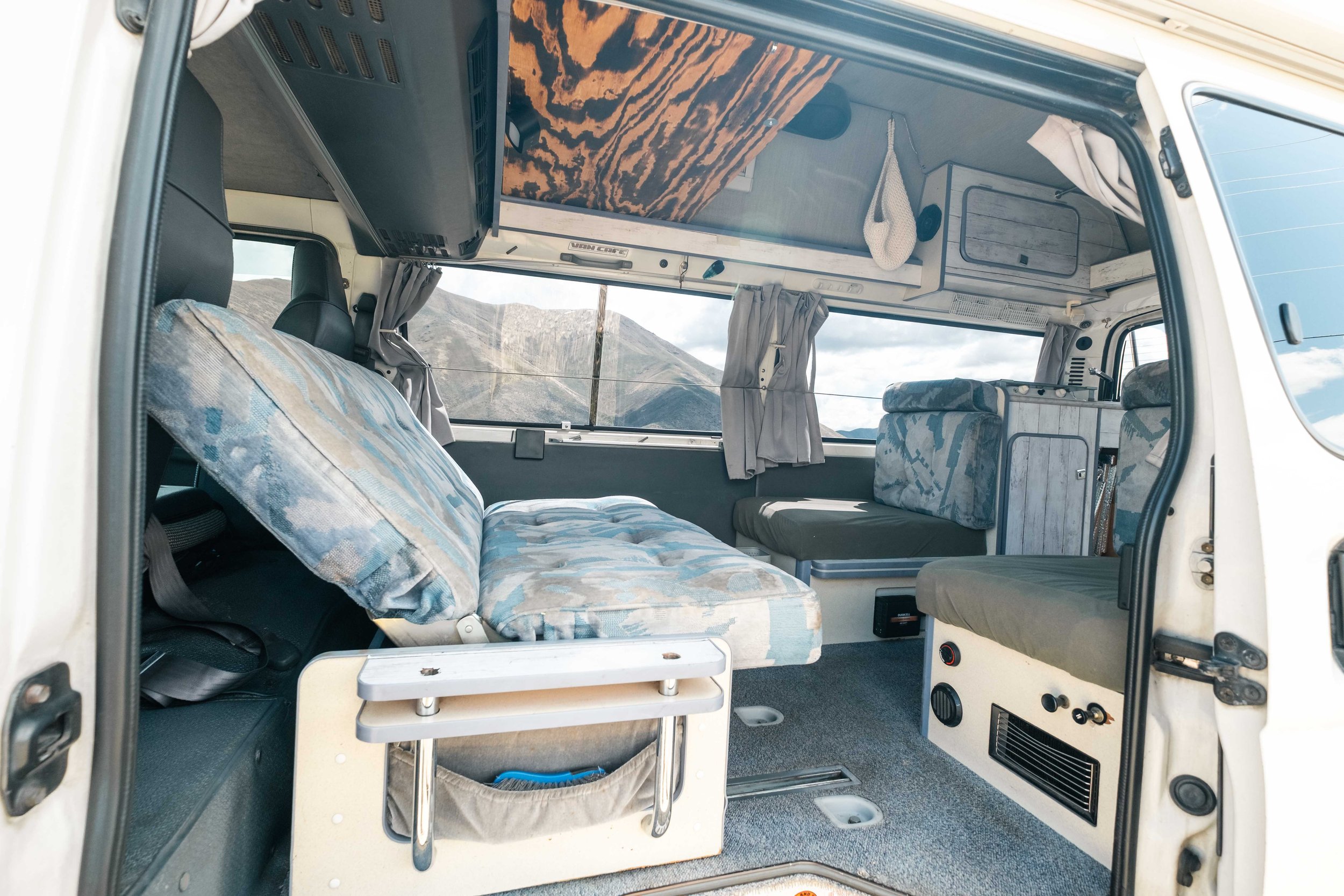 1996-toyota-hiace-camper-for-sale-17