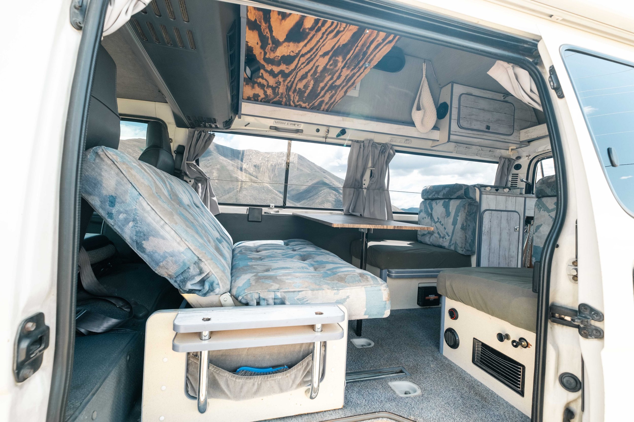 1996-toyota-hiace-camper-for-sale-19