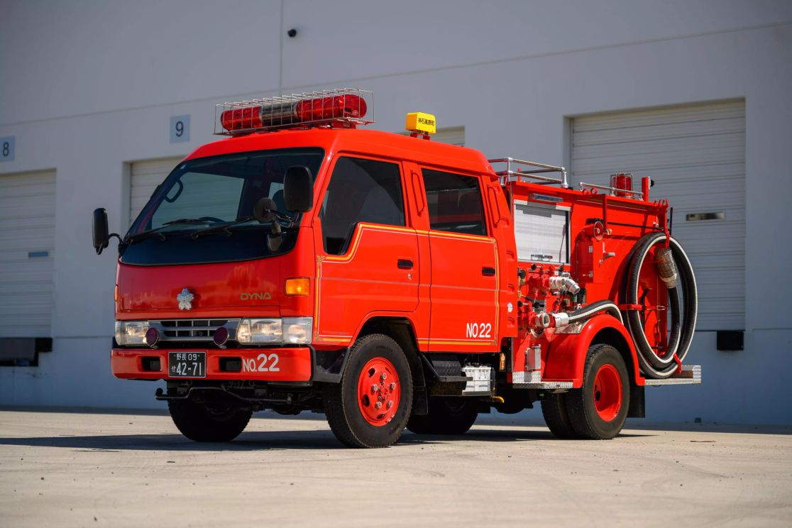 1997-toyota-dyna-fire-truck-for-sale-01
