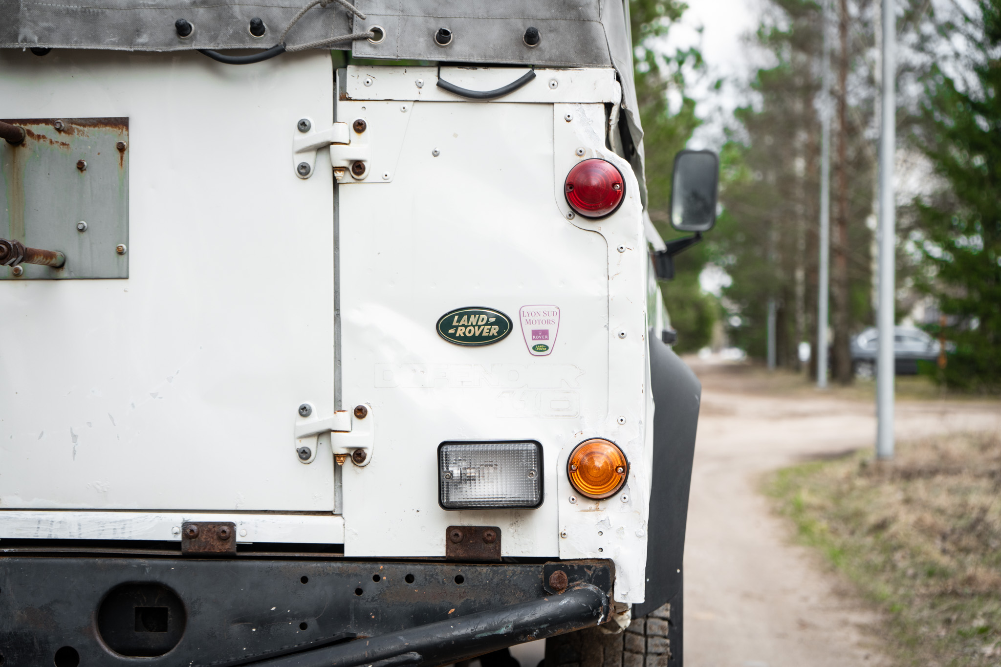 1999-land-rover-defender-for-sale-25