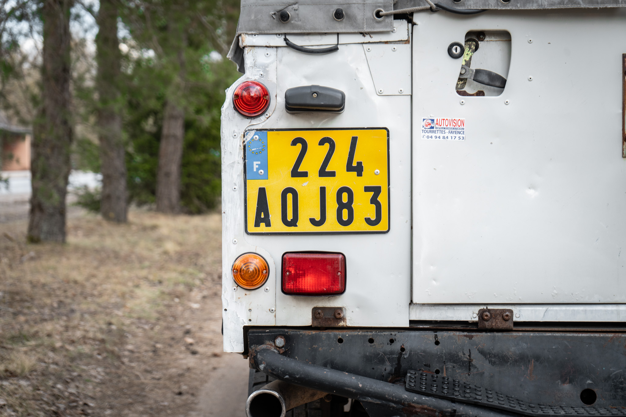 1999-land-rover-defender-for-sale-26