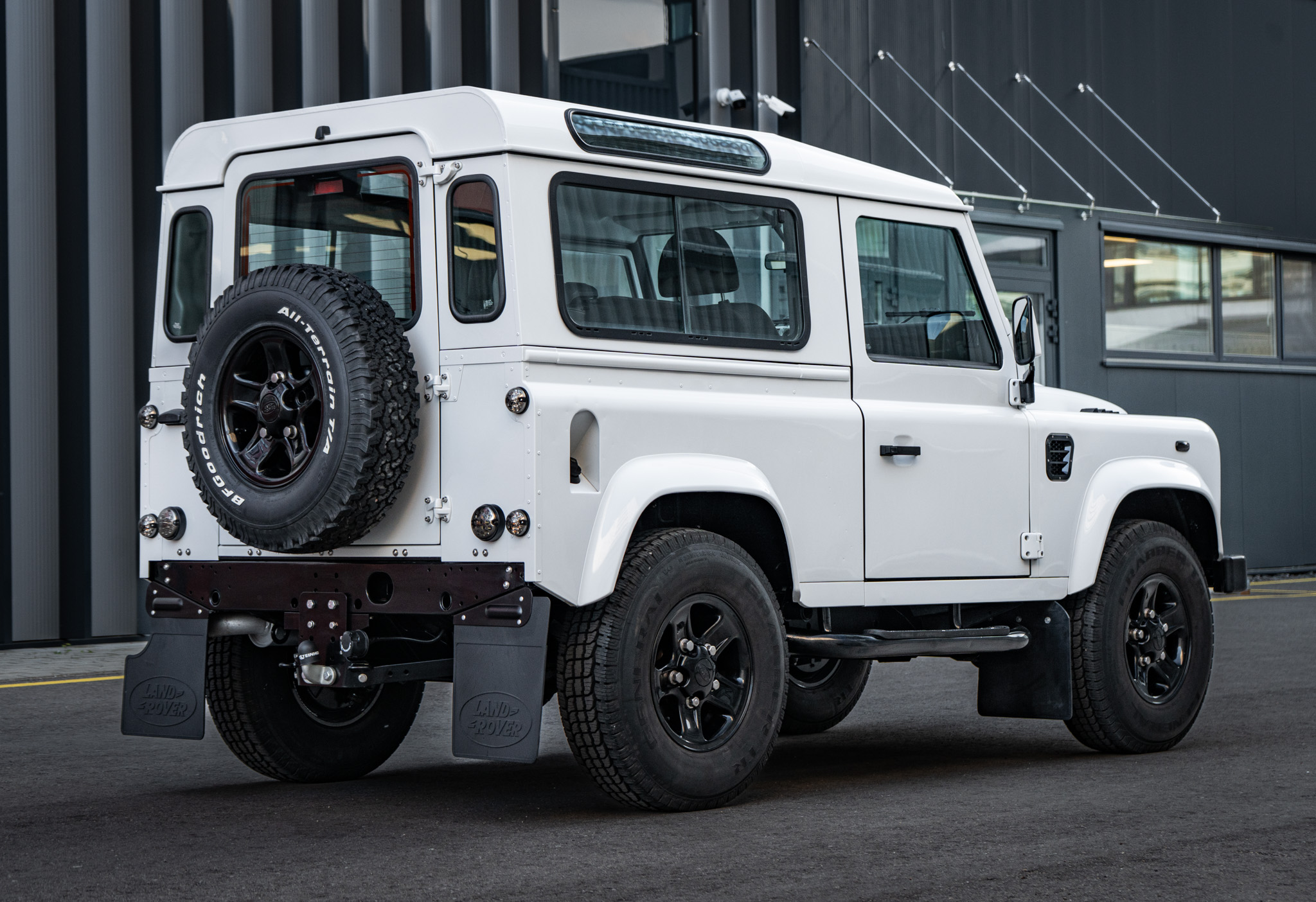 2007-land-rover-defender-90-station-wagon-for-sale-05