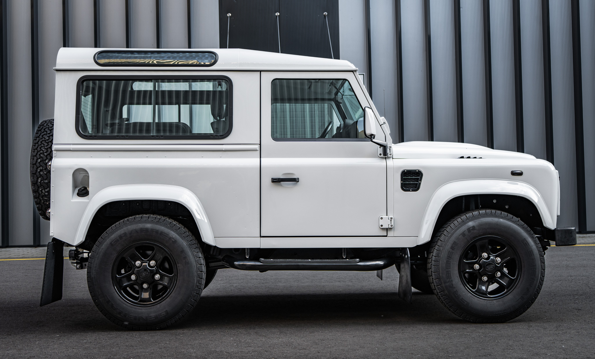 2007-land-rover-defender-90-station-wagon-for-sale-06