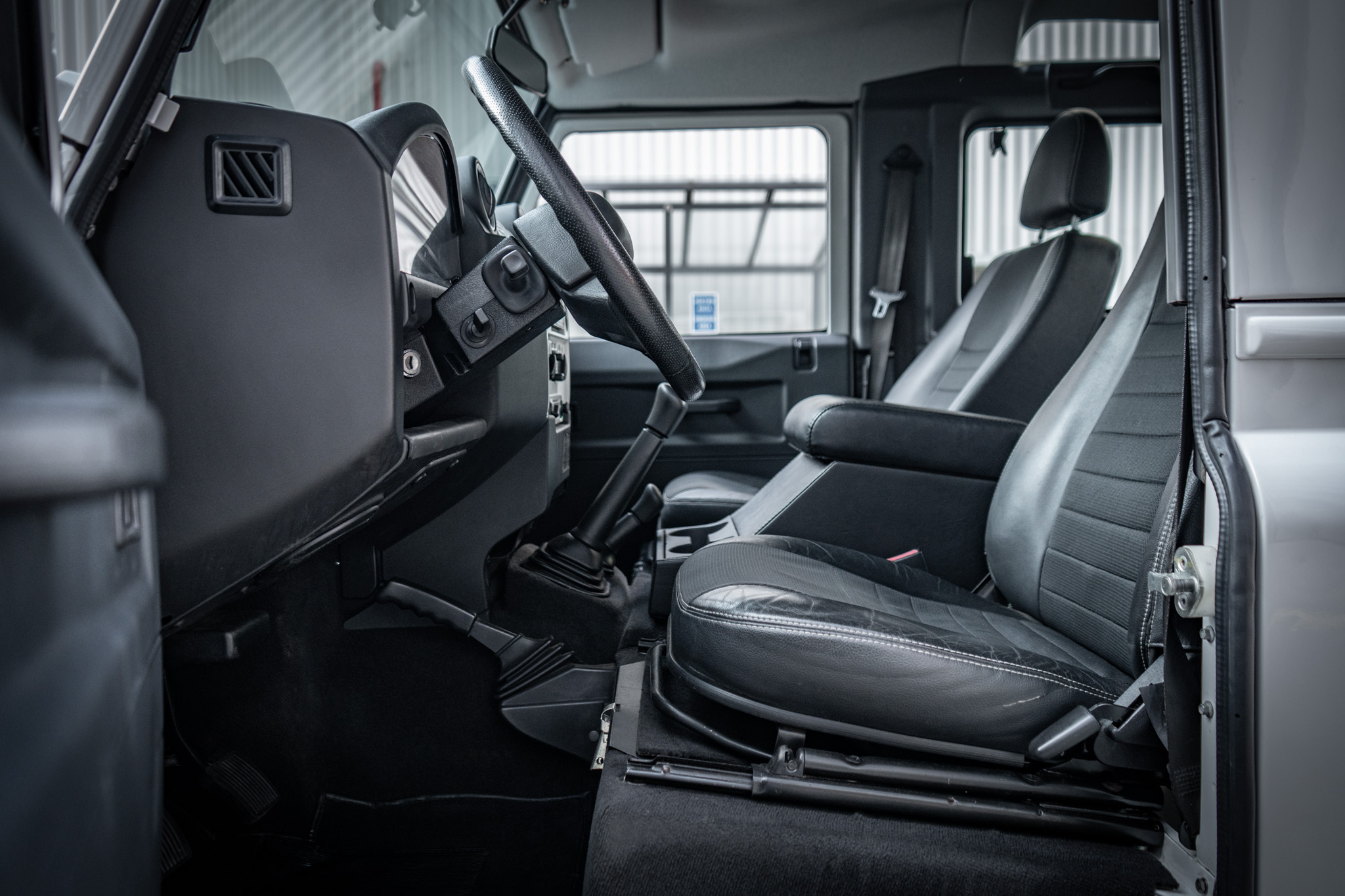 2007-land-rover-defender-90-station-wagon-for-sale-26