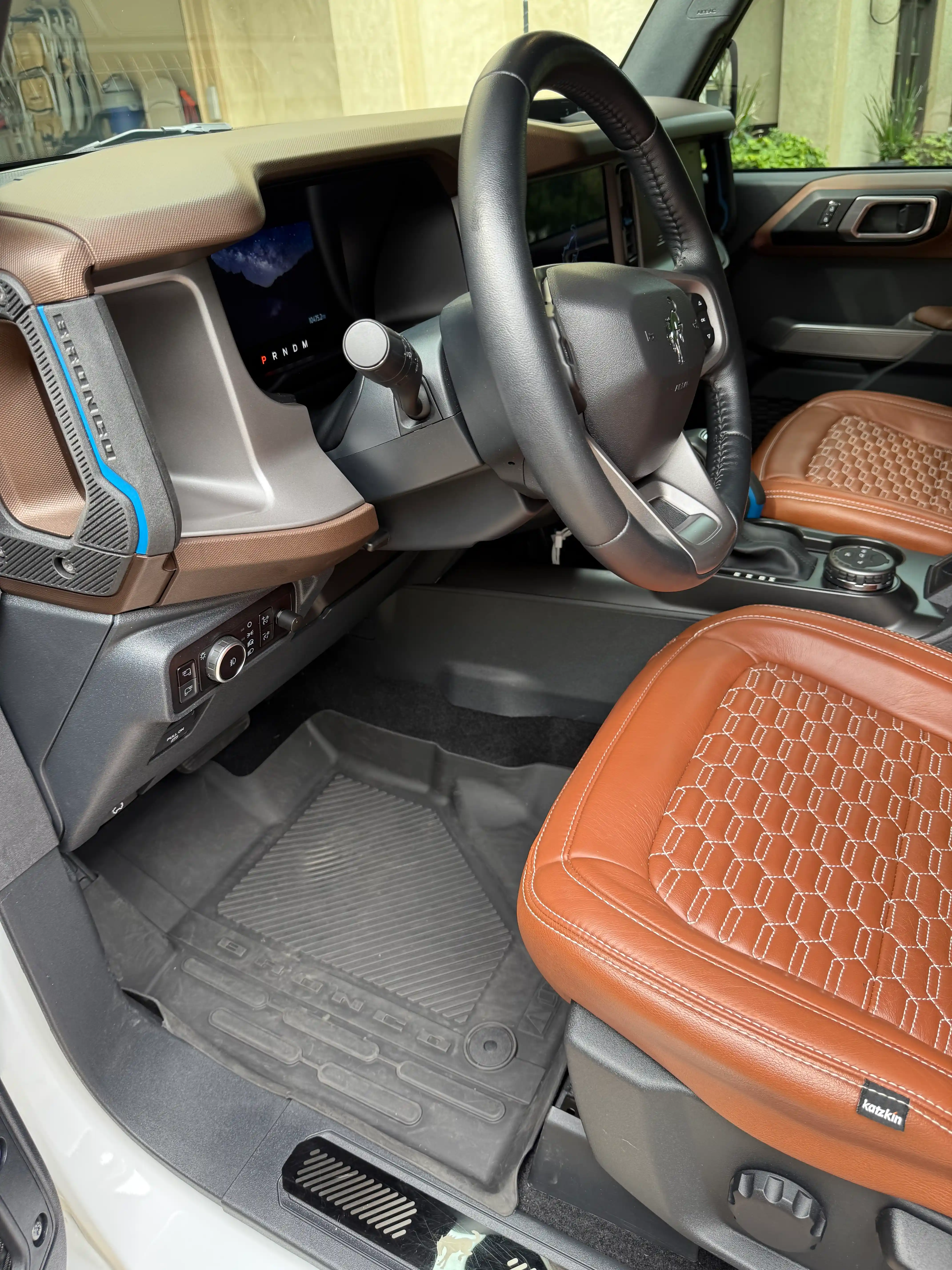 2023-ford-bronco-outer-banks-for-sale-13