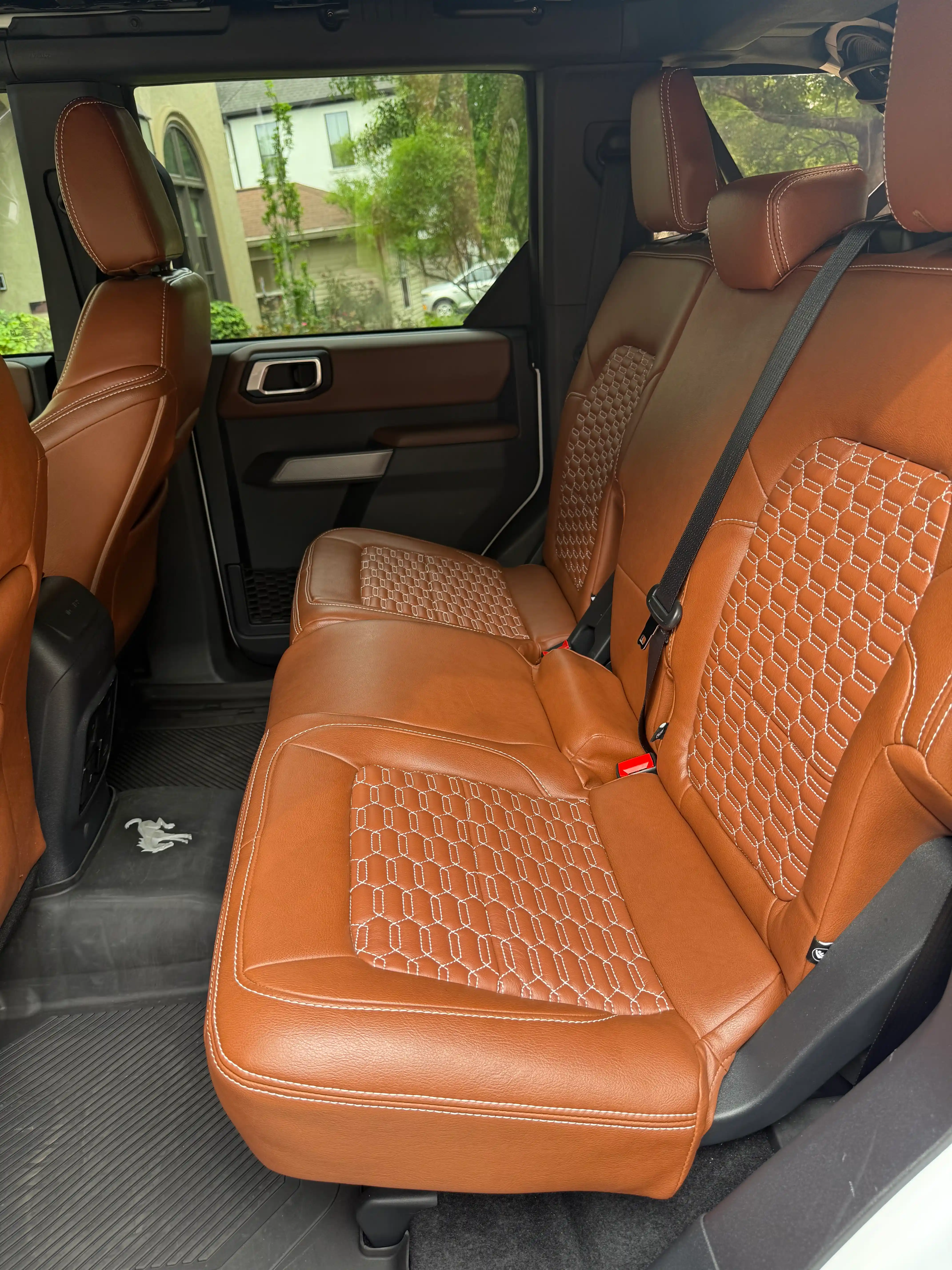 2023-ford-bronco-outer-banks-for-sale-15