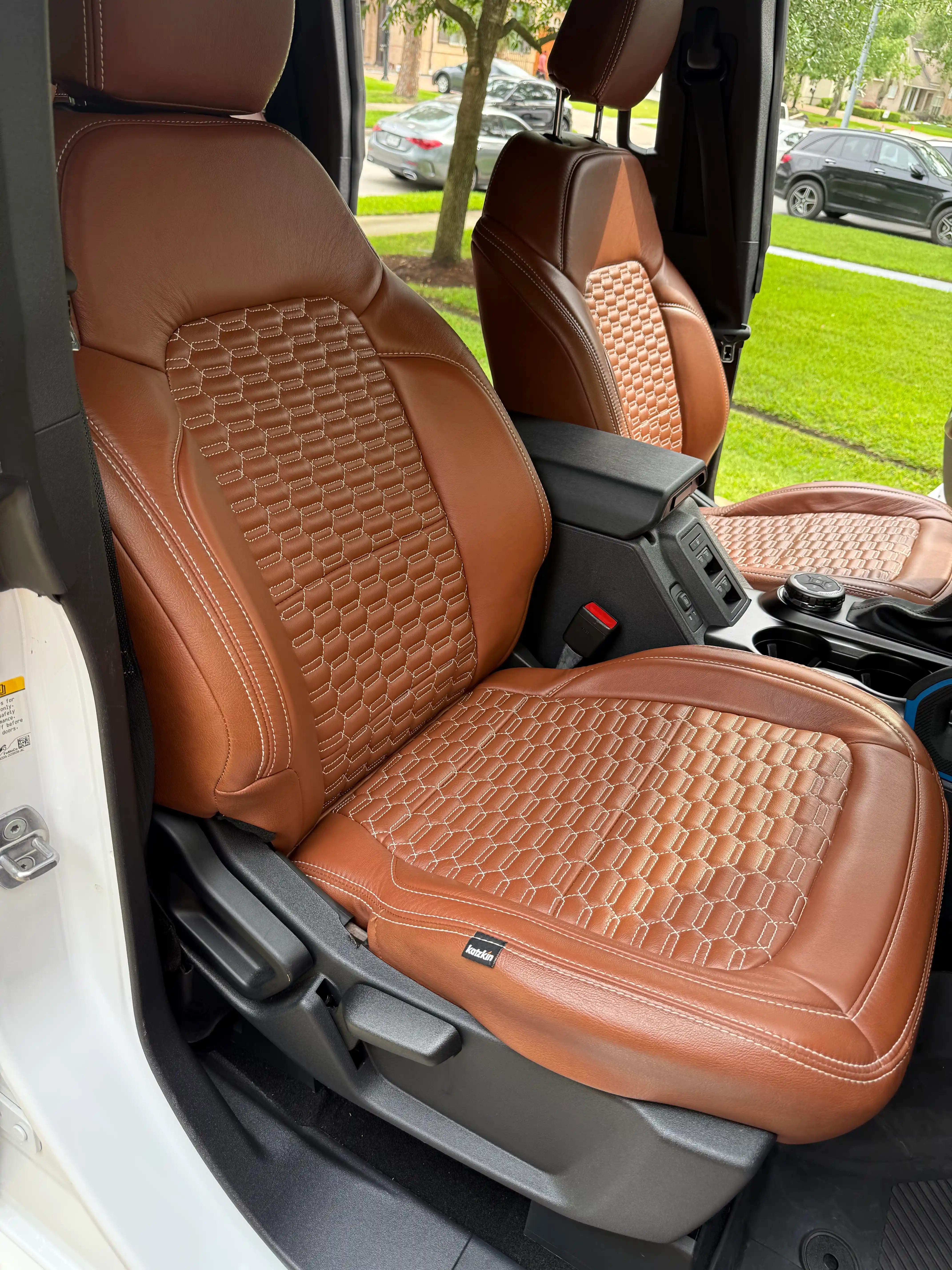 2023-ford-bronco-outer-banks-for-sale-20