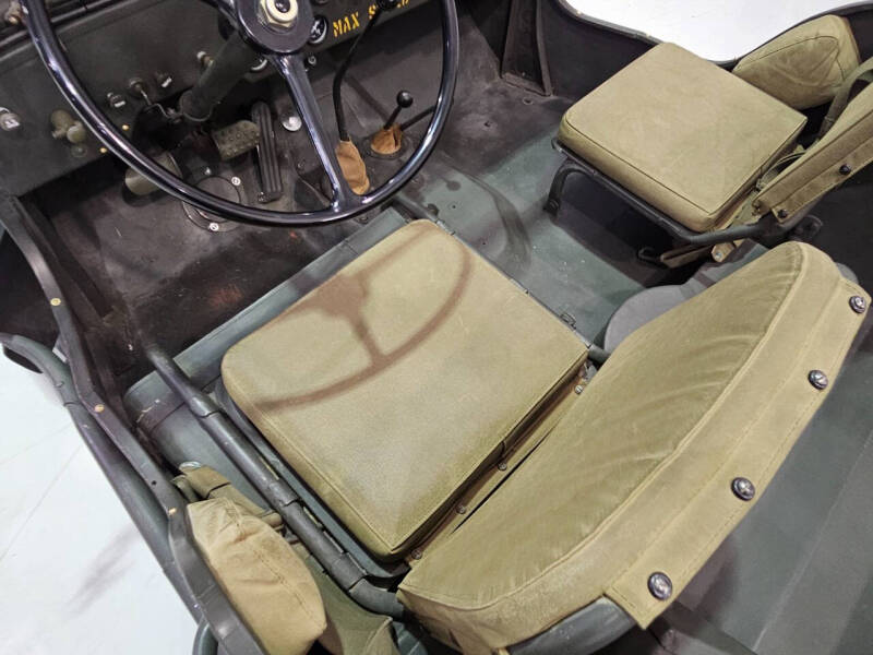 1943-ford-gpw-military-jeep (39)