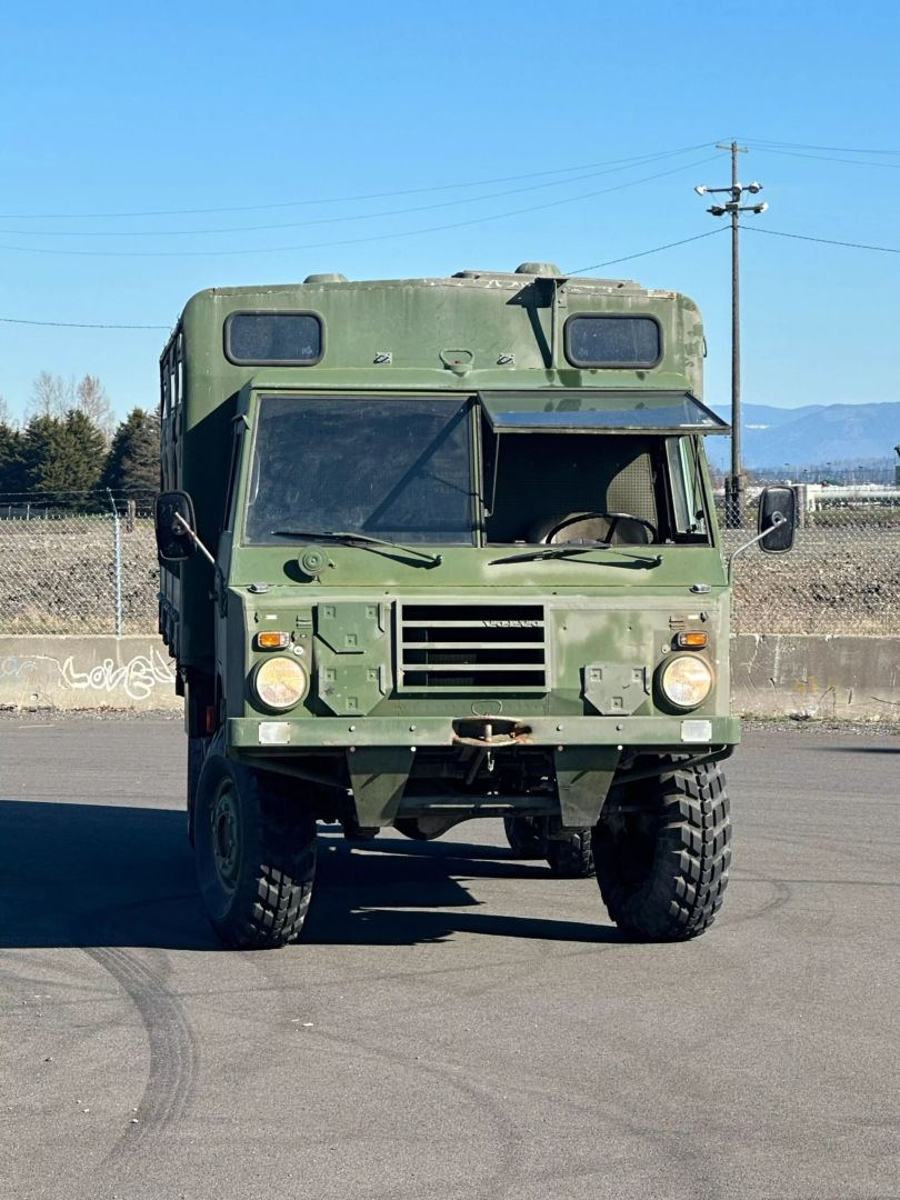 1979-volvo-c306-for-sale-03