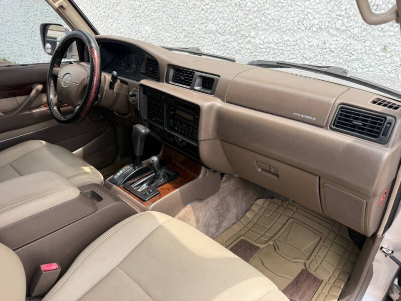 1996-lexus-lx-450-base-4dr-4wd-suv (14)