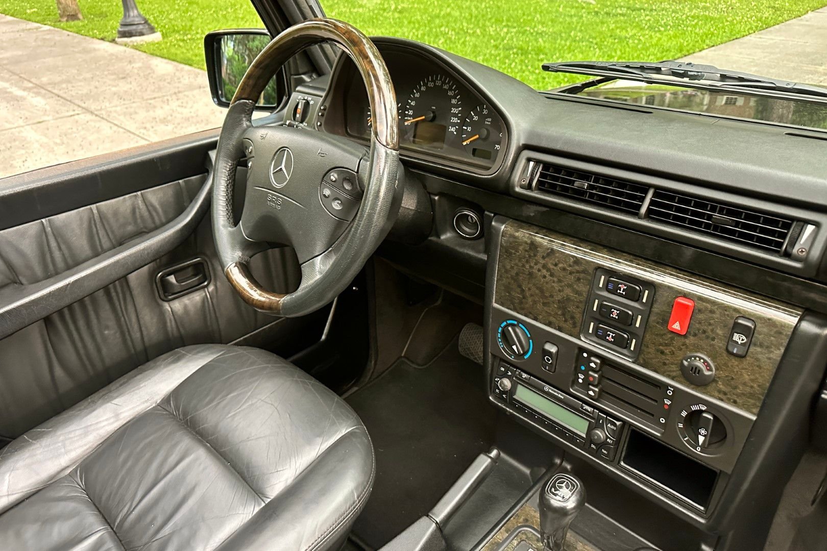 1999-mercedes-benz-g500-cabriolet (38)