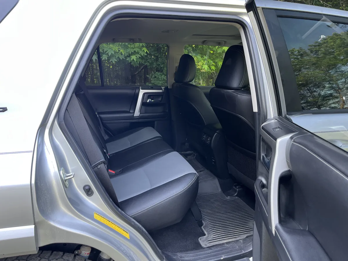 2018-toyota-4runner-4x4-for-sale-in-durham-nc-19