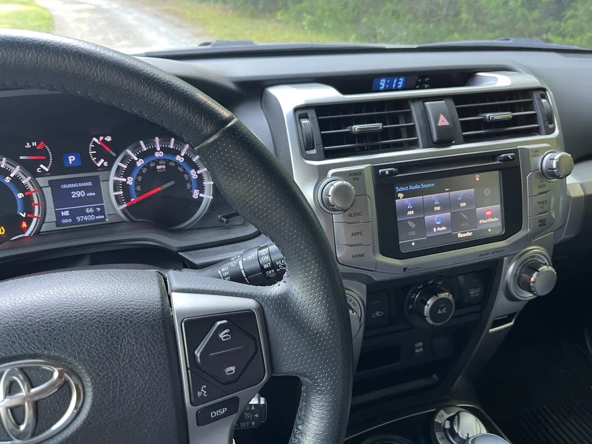 2018-toyota-4runner-4x4-for-sale-in-durham-nc-31