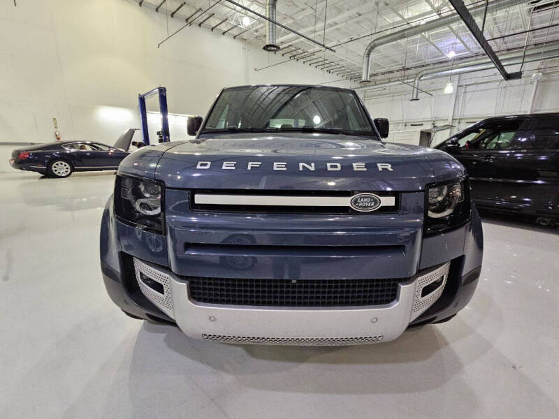 2023-land-rover-defender-110-se-awd-4dr-suv (4)