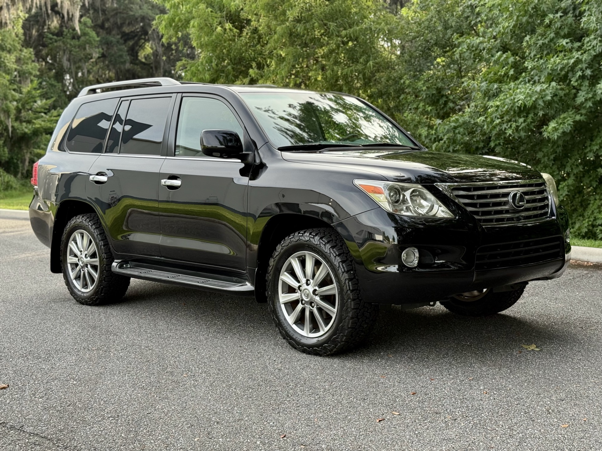 Used-2010-Lexus-LX-570-SUPER-CLEAN-SOUTHERN-1748545525 (1)
