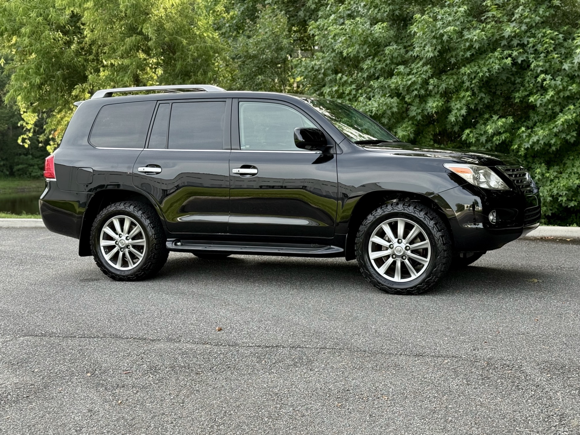 Used-2010-Lexus-LX-570-SUPER-CLEAN-SOUTHERN-1748545525