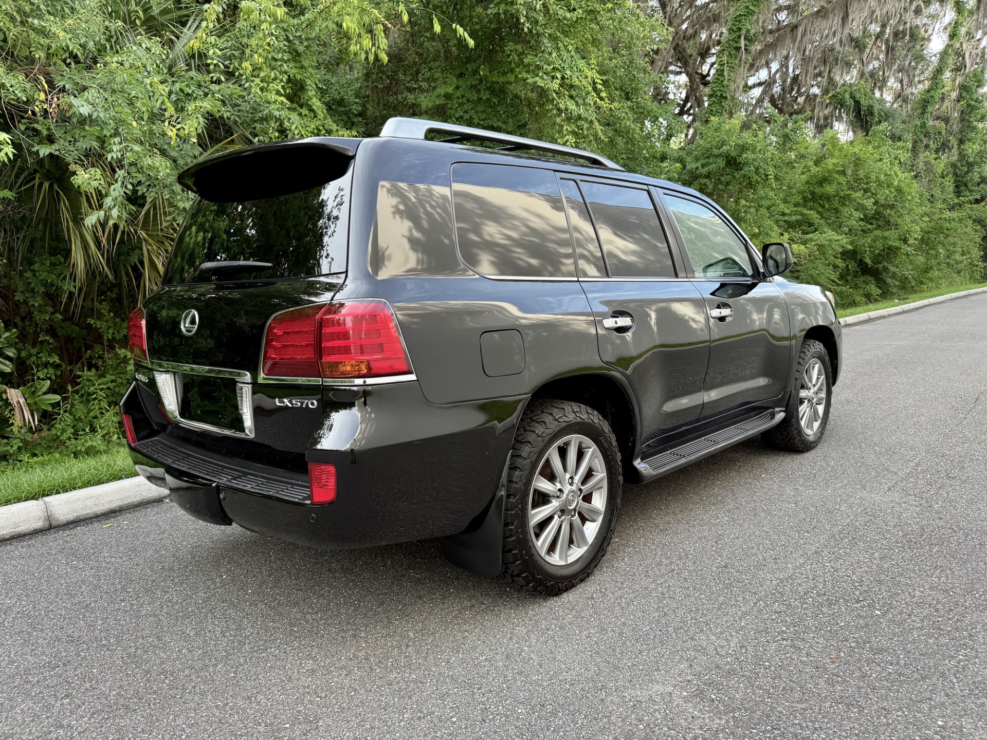 Used-2010-Lexus-LX-570-SUPER-CLEAN-SOUTHERN-1748545526 (1)
