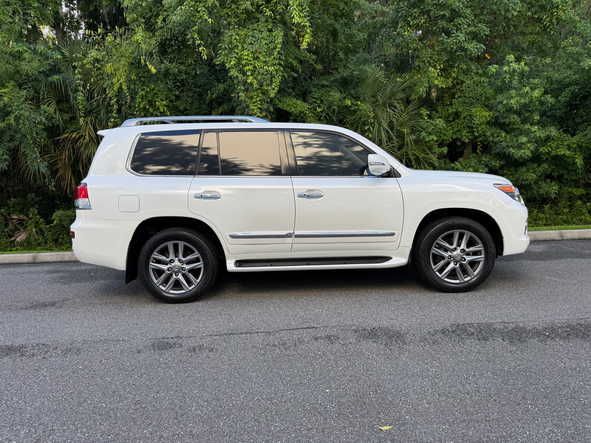 Used-2013-Lexus-LX-570-LOW-66K-MILES-BEAUTIFUL!-1750252976