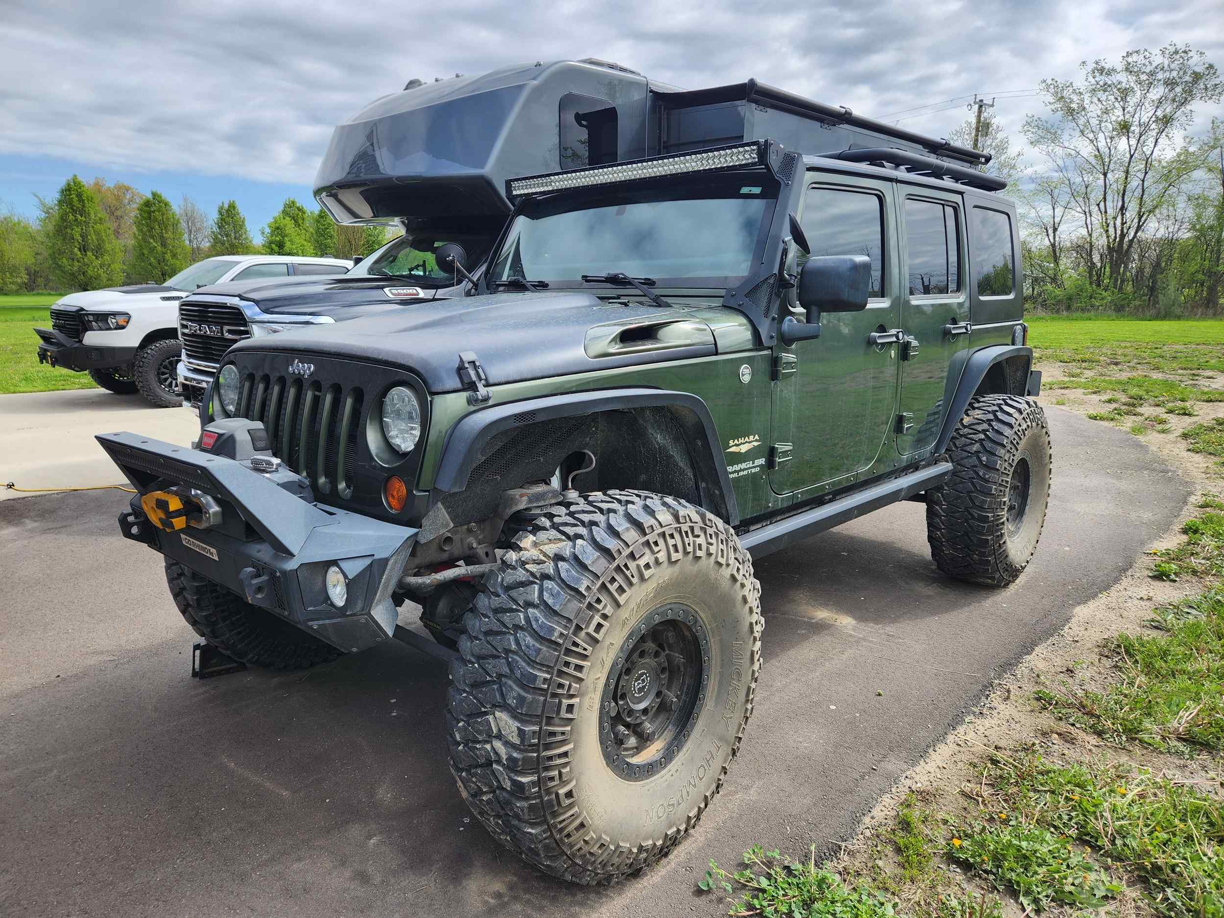 hemi-powered-jeep-wrangler-jku-for-sale-02