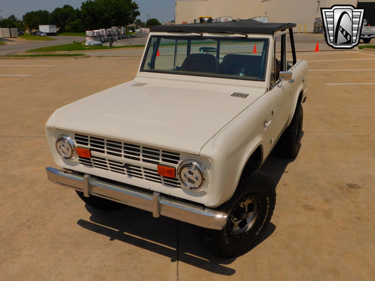 1977-ford-bronco-for-sale-04