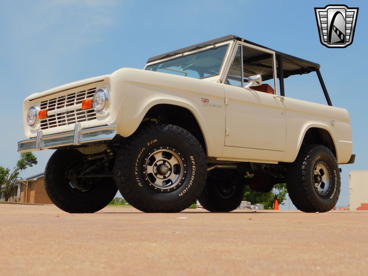 1977-ford-bronco-for-sale-06