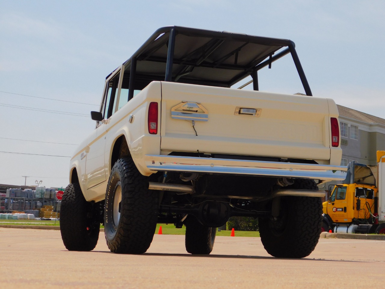 1977-ford-bronco-for-sale-12