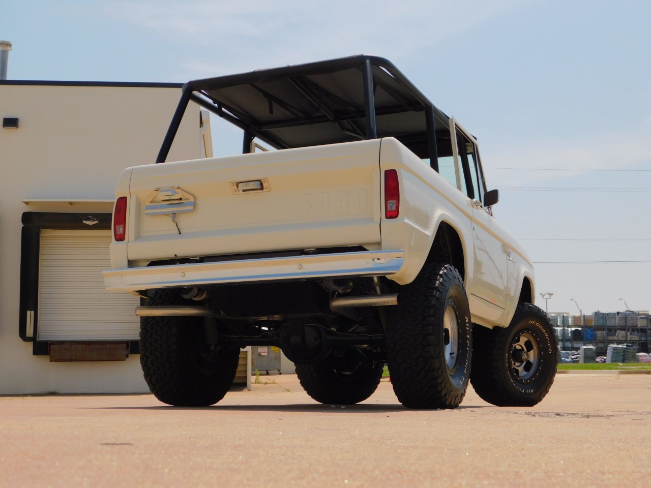 1977-ford-bronco-for-sale-16