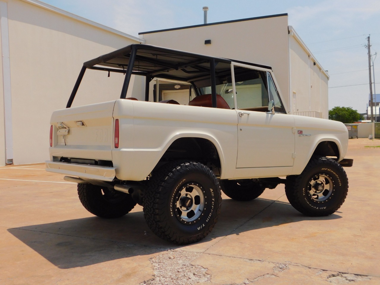 1977-ford-bronco-for-sale-17