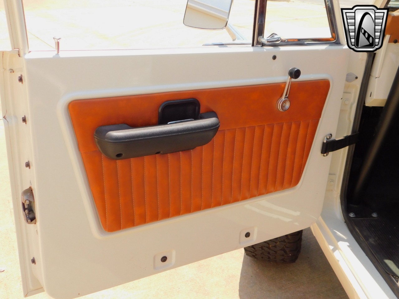 1977-ford-bronco-for-sale-35