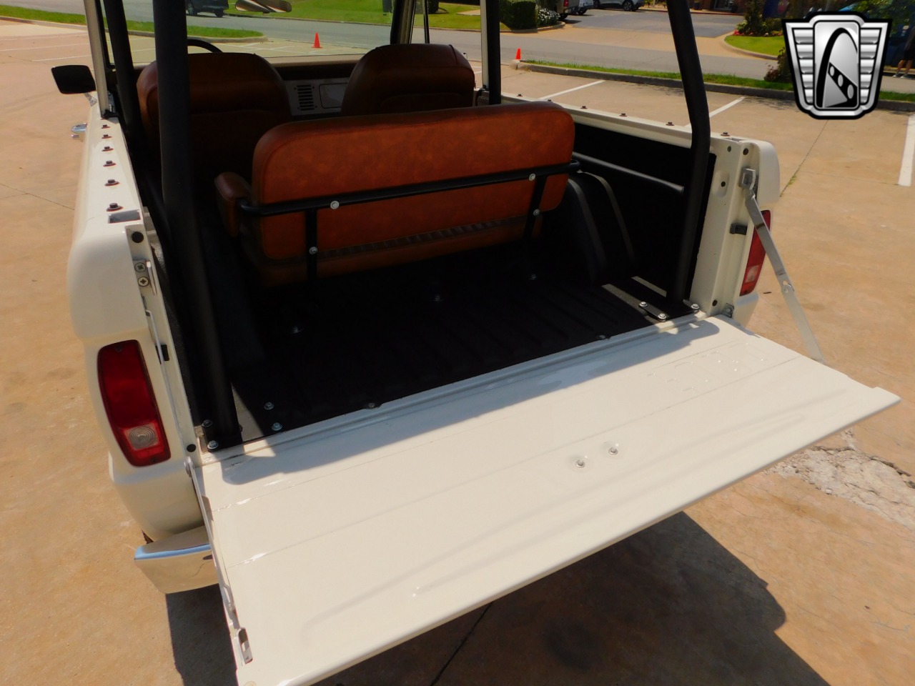 1977-ford-bronco-for-sale-52