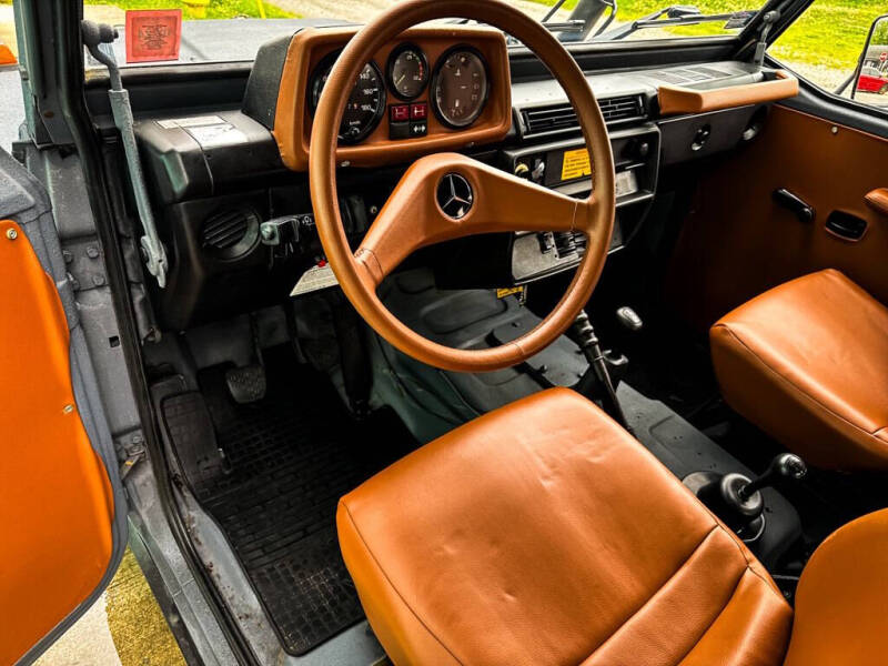 1984-mercedes-benz-240gd (22)