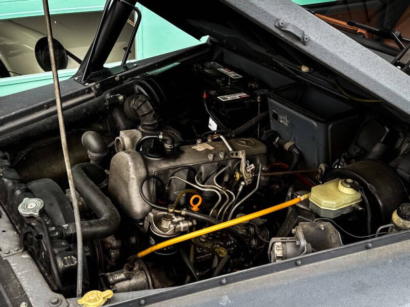 1984-mercedes-benz-240gd (44)