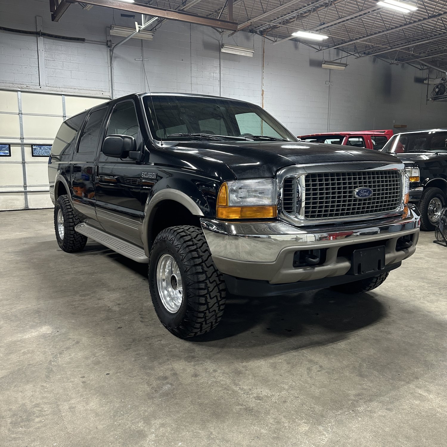 2000-ford-excursion-limited-for-sale-04