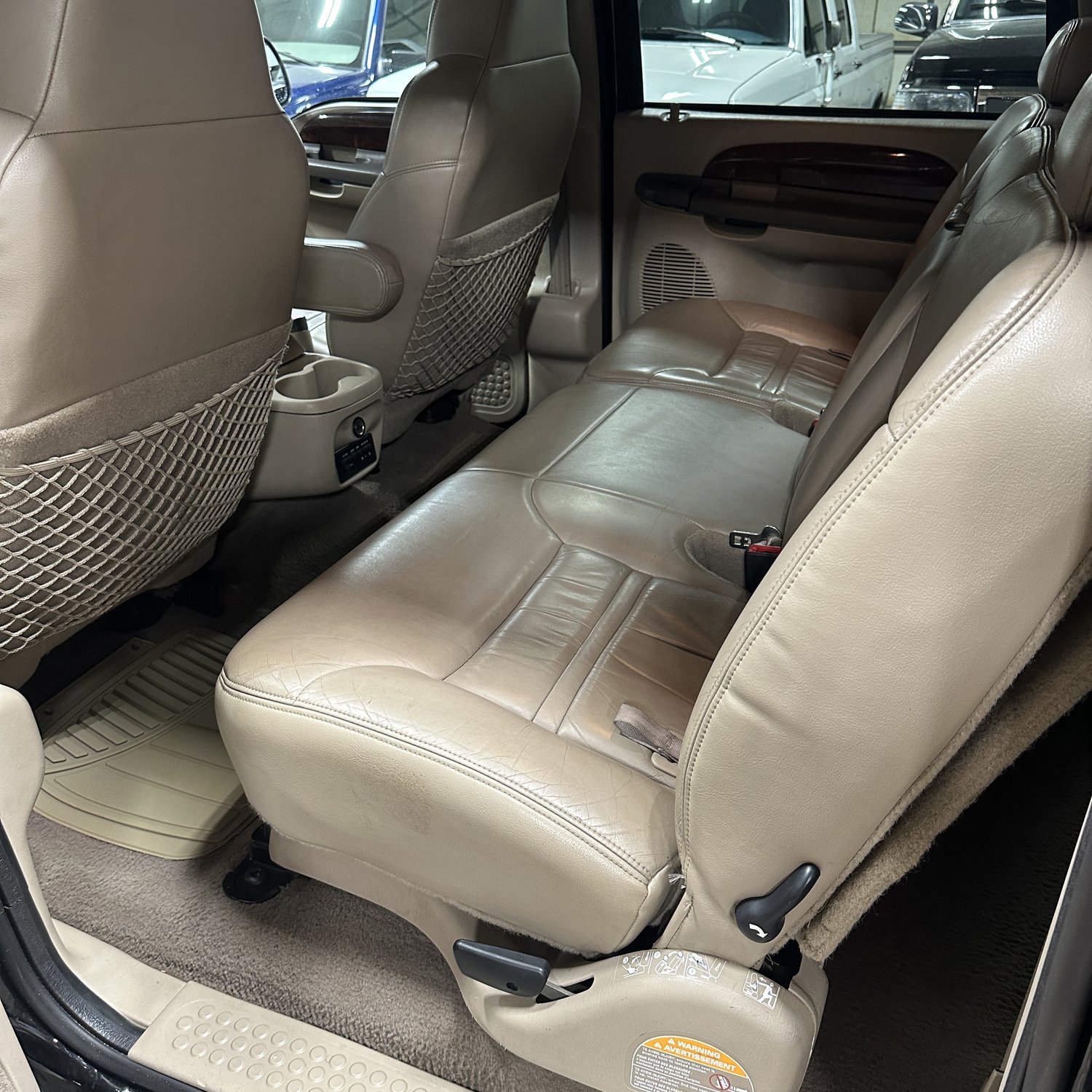2000-ford-excursion-limited-for-sale-22