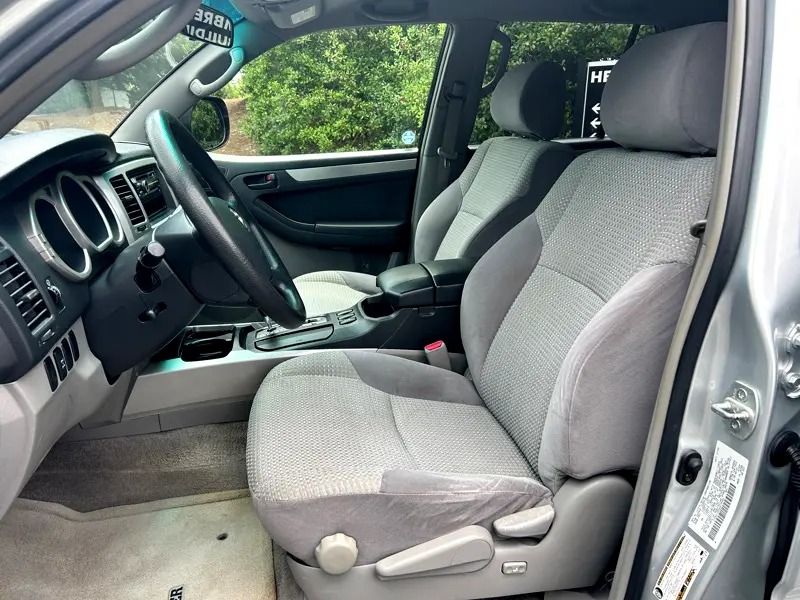 2005-toyota-4runner-sr5-v6 (23)