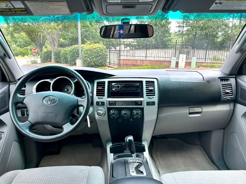 2005-toyota-4runner-sr5-v6 (43)
