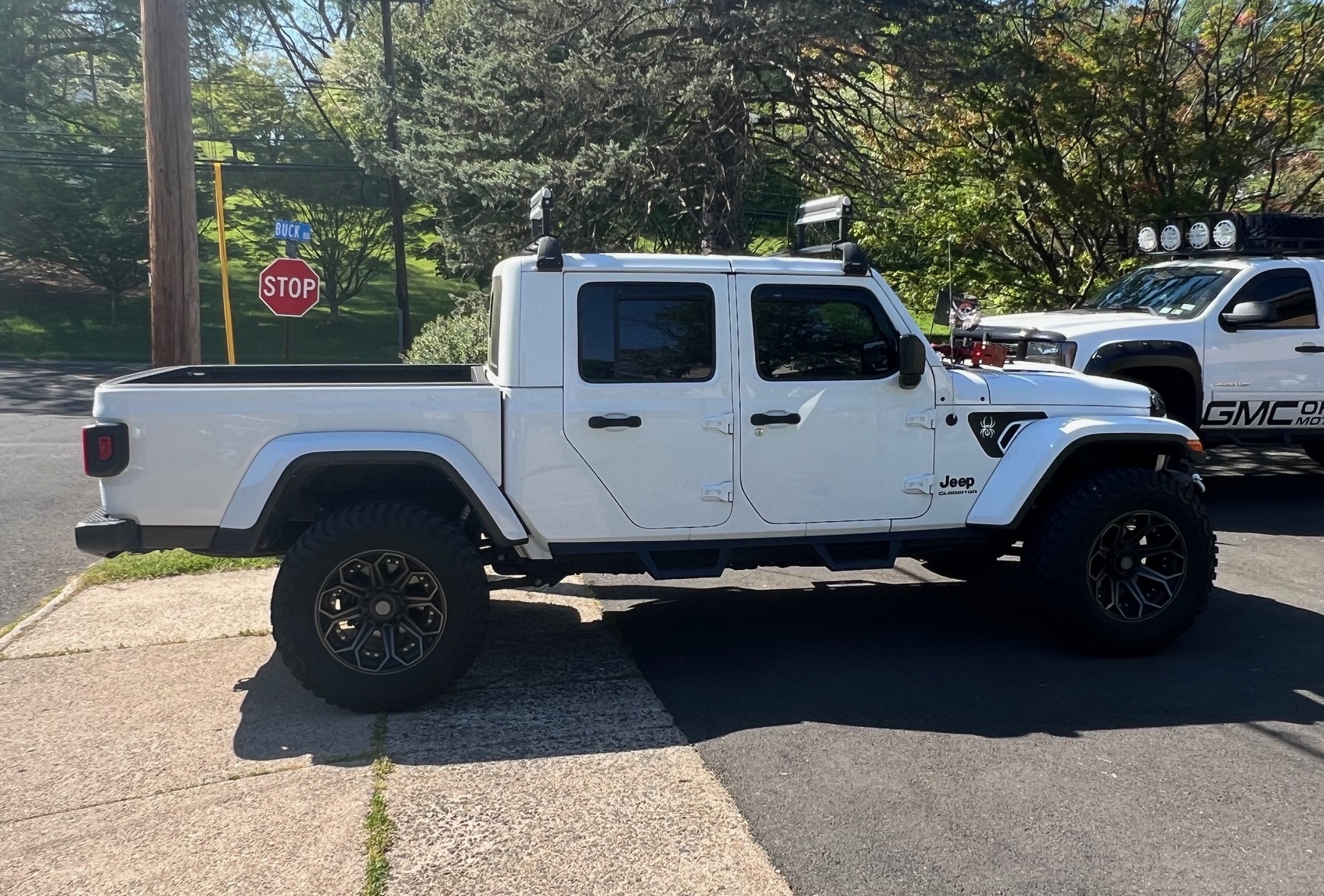 2021-jeep-gladiator-for-sale-02