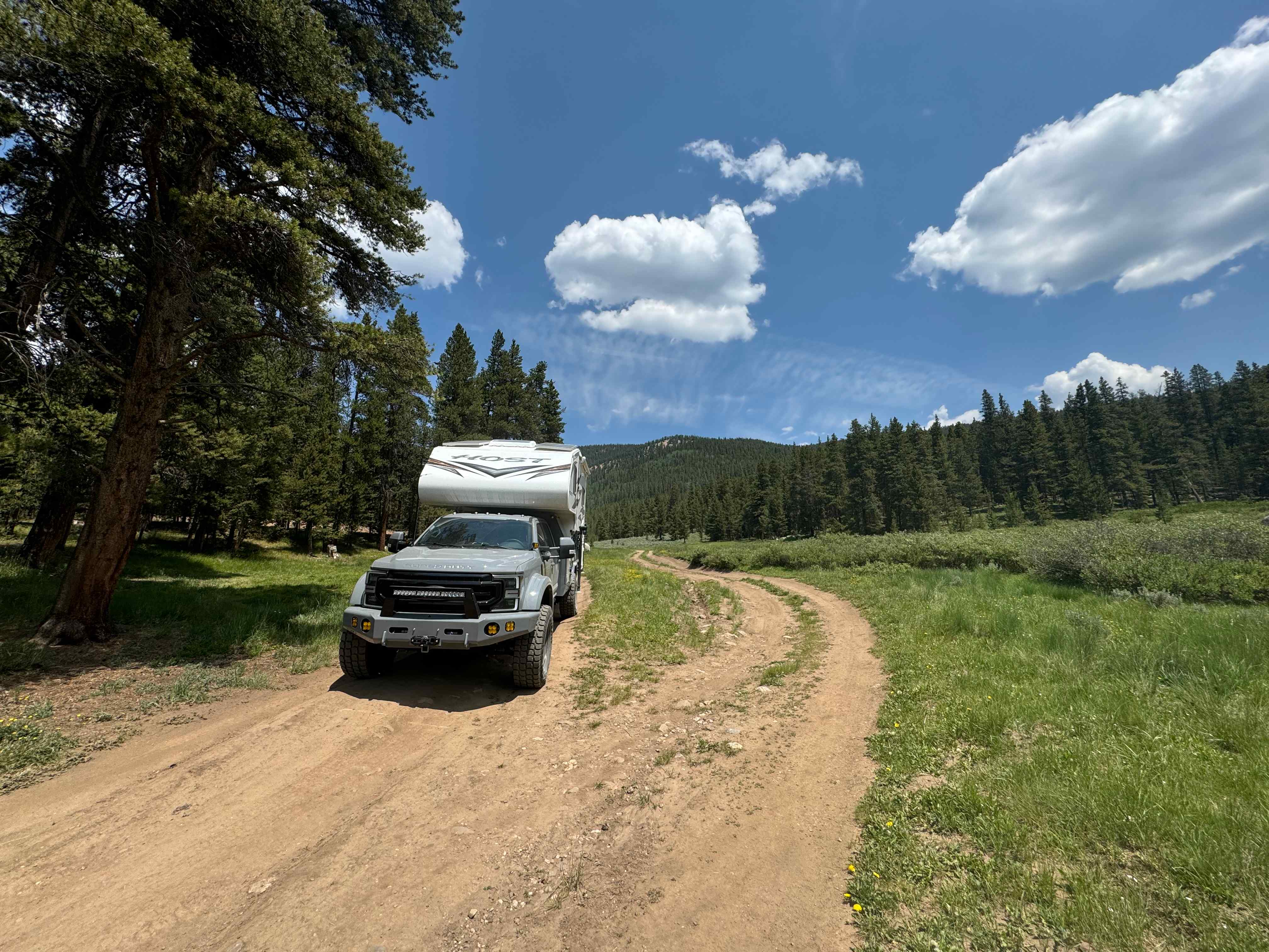 2022 Ford F550 Lariat Elevation Off Grid-03