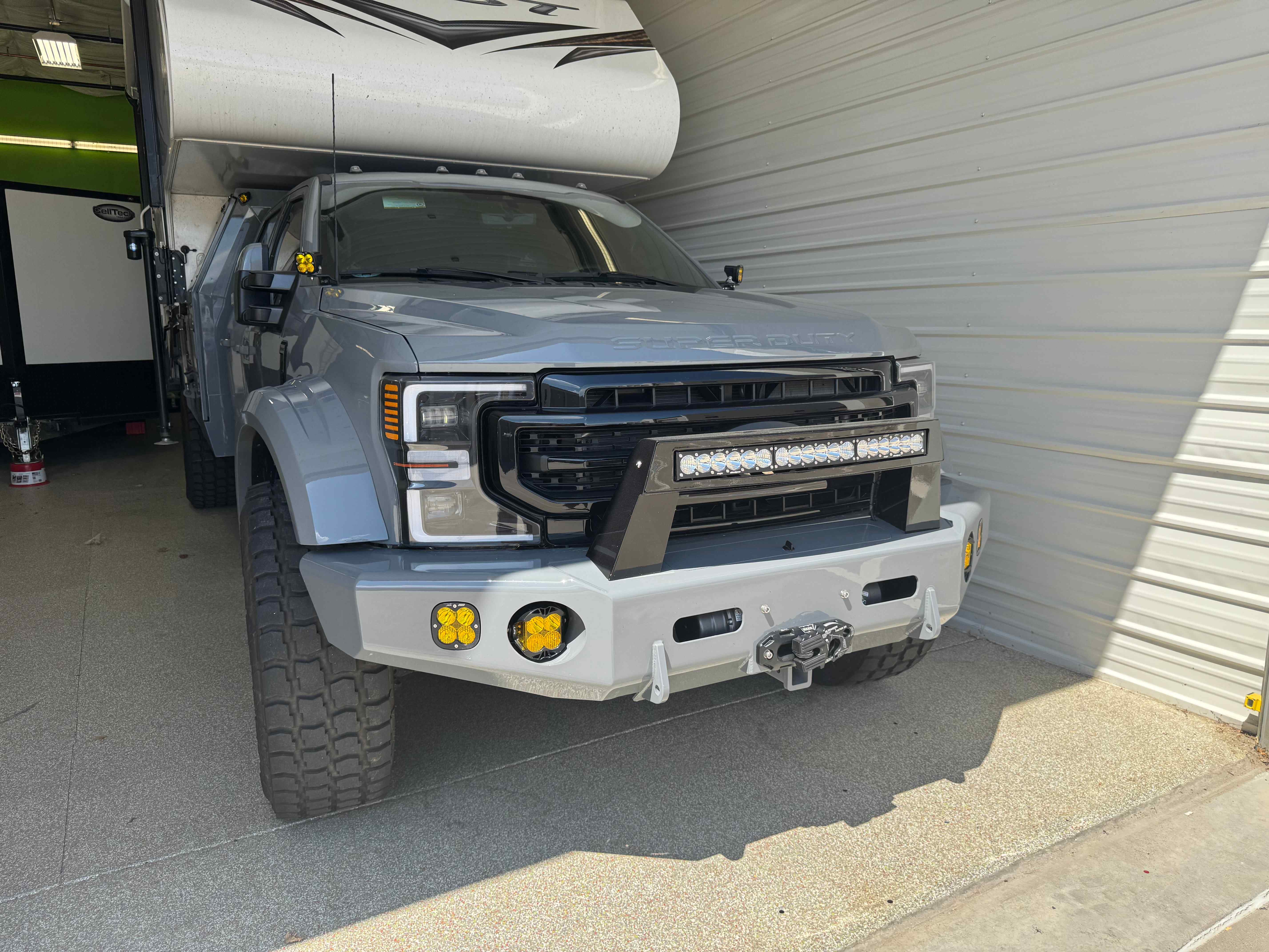 2022 Ford F550 Lariat Elevation Off Grid-10