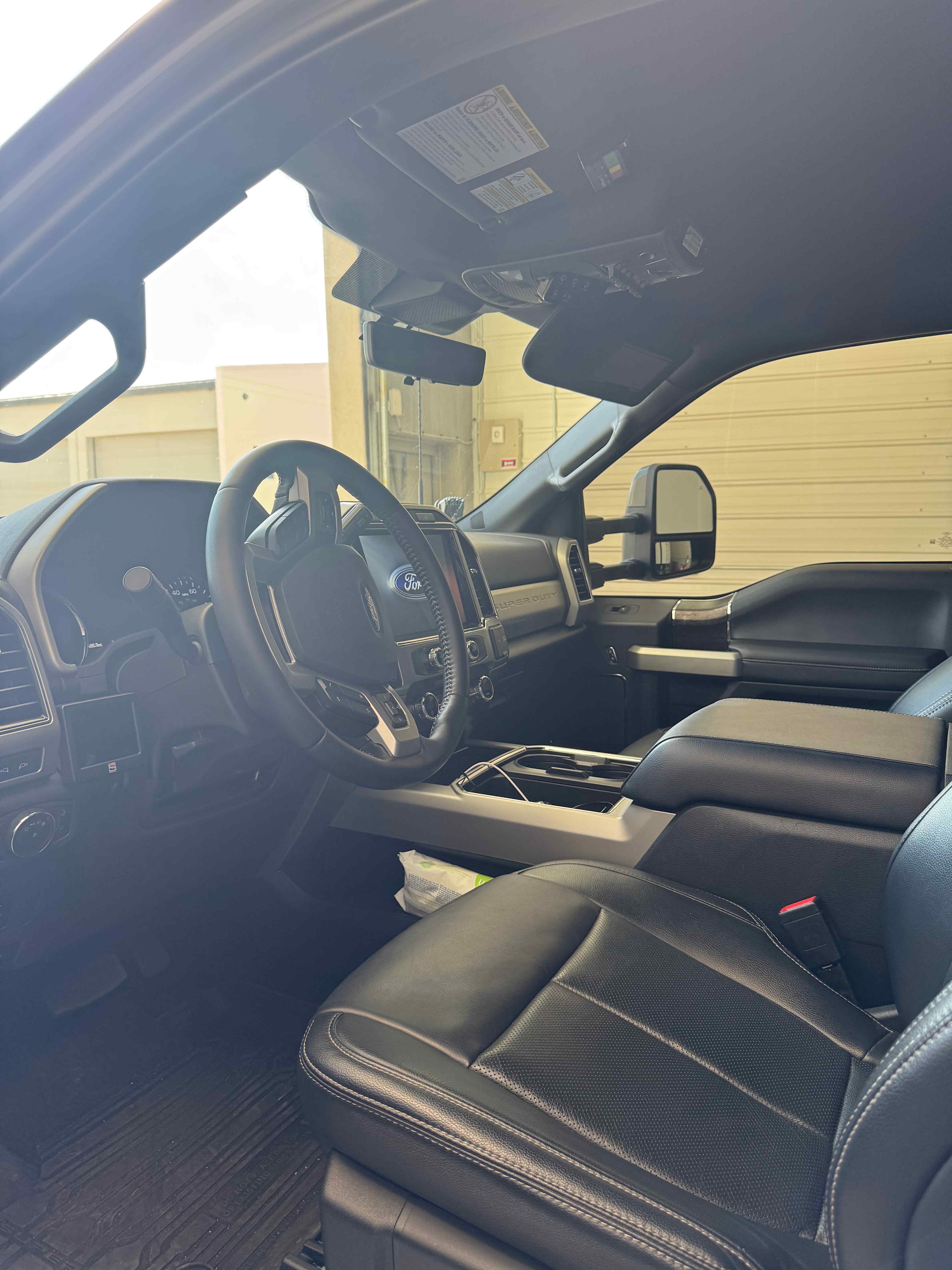 2022 Ford F550 Lariat Elevation Off Grid-18