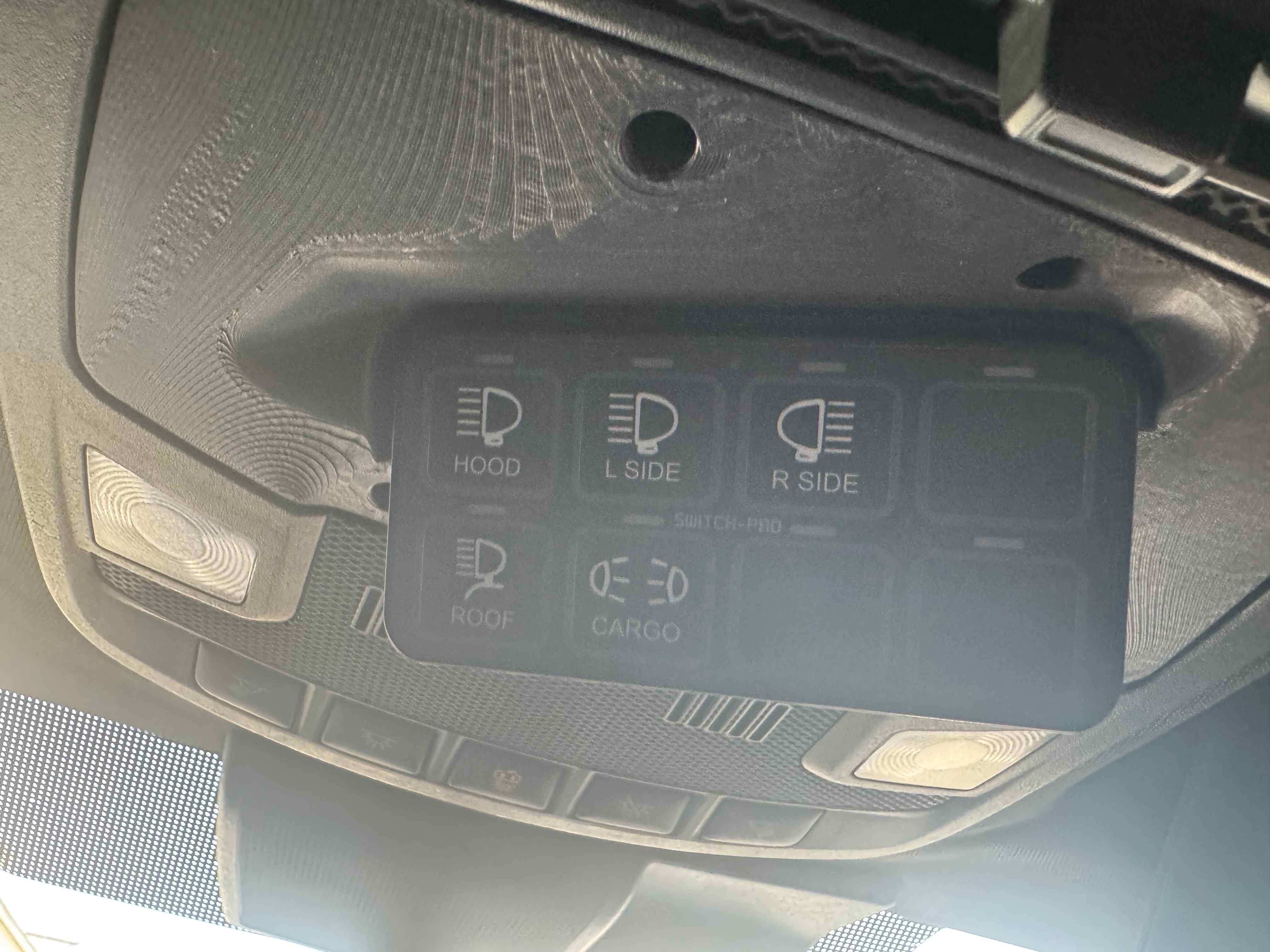2022 Ford F550 Lariat Elevation Off Grid-22