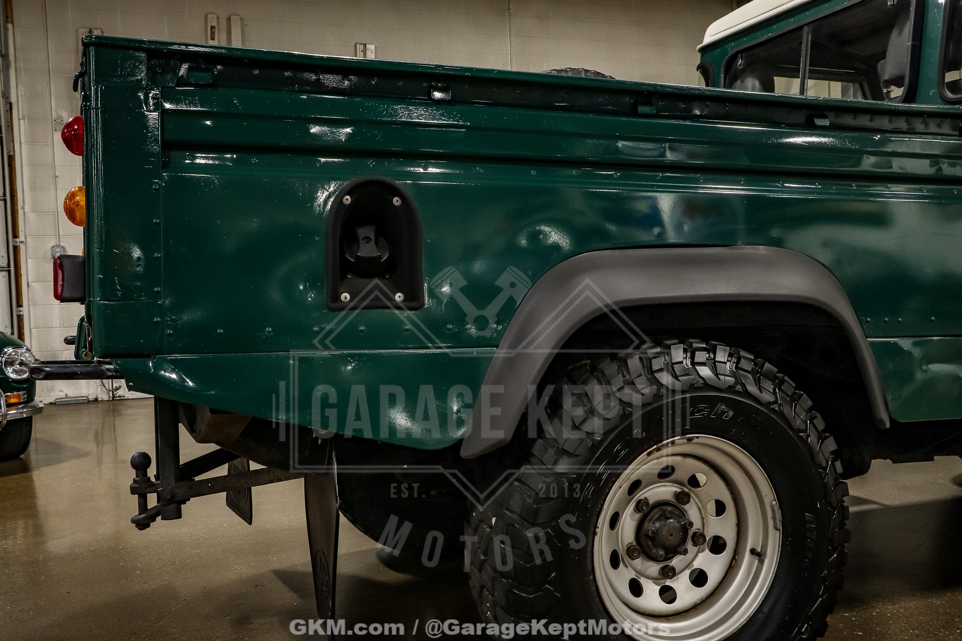 Used-1988-Land-Rover-Defender-110-1751482104 (25)