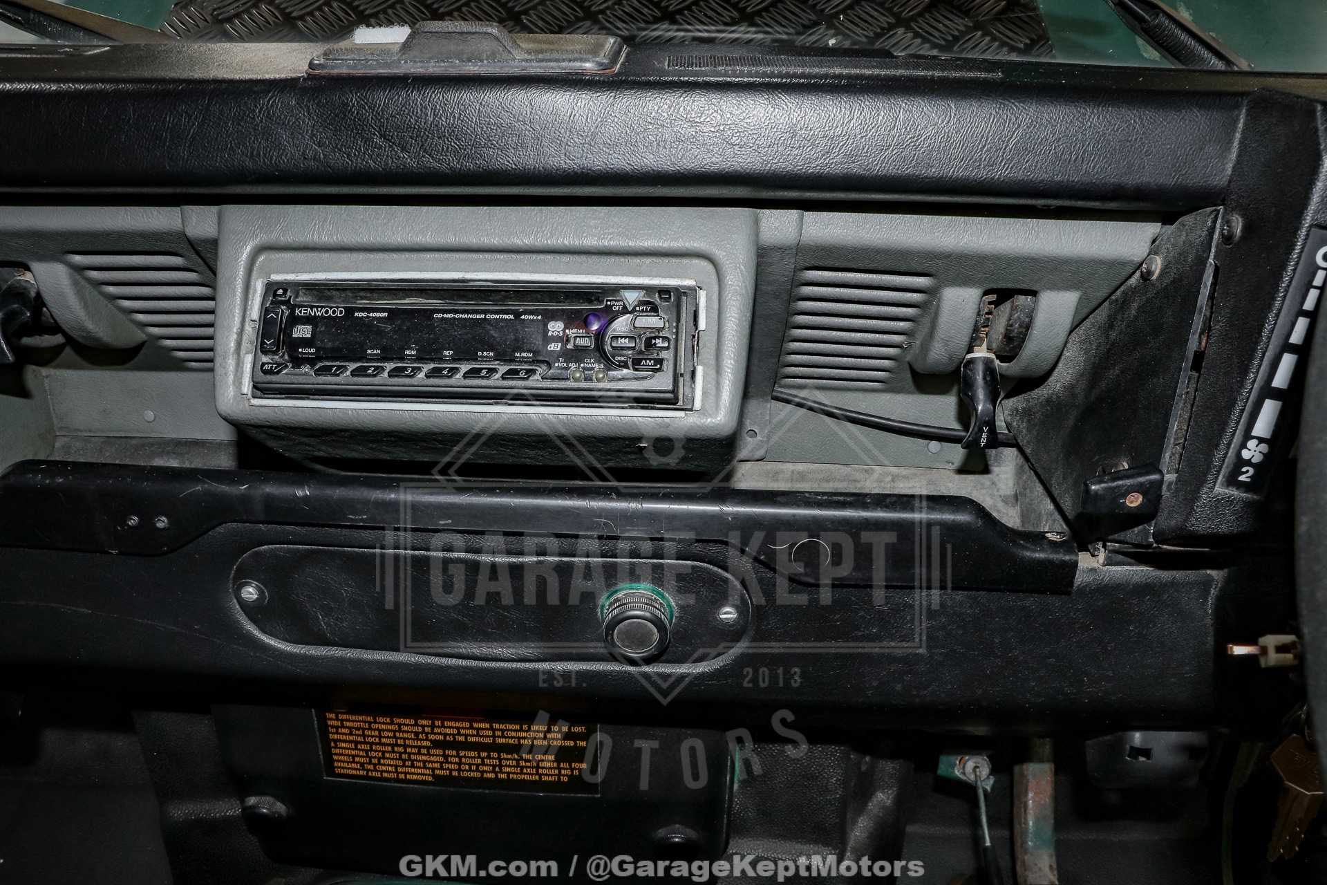 Used-1988-Land-Rover-Defender-110-1751482104 (31)