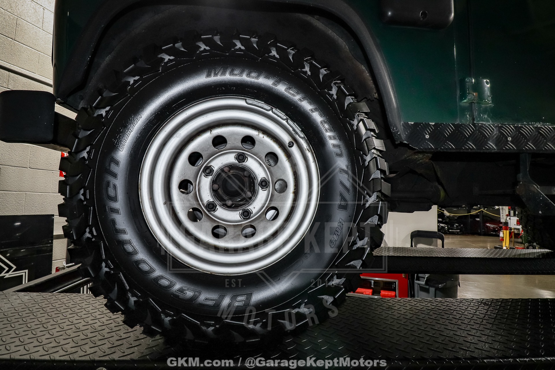 Used-1988-Land-Rover-Defender-110-1751482104 (49)