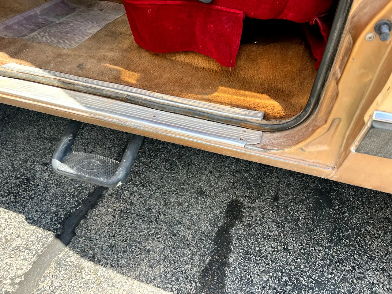 1985-dodge-ramcharger-for-sale-10
