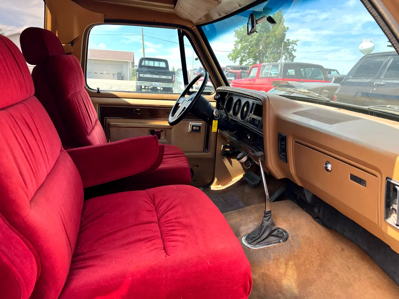 1985-dodge-ramcharger-for-sale-13