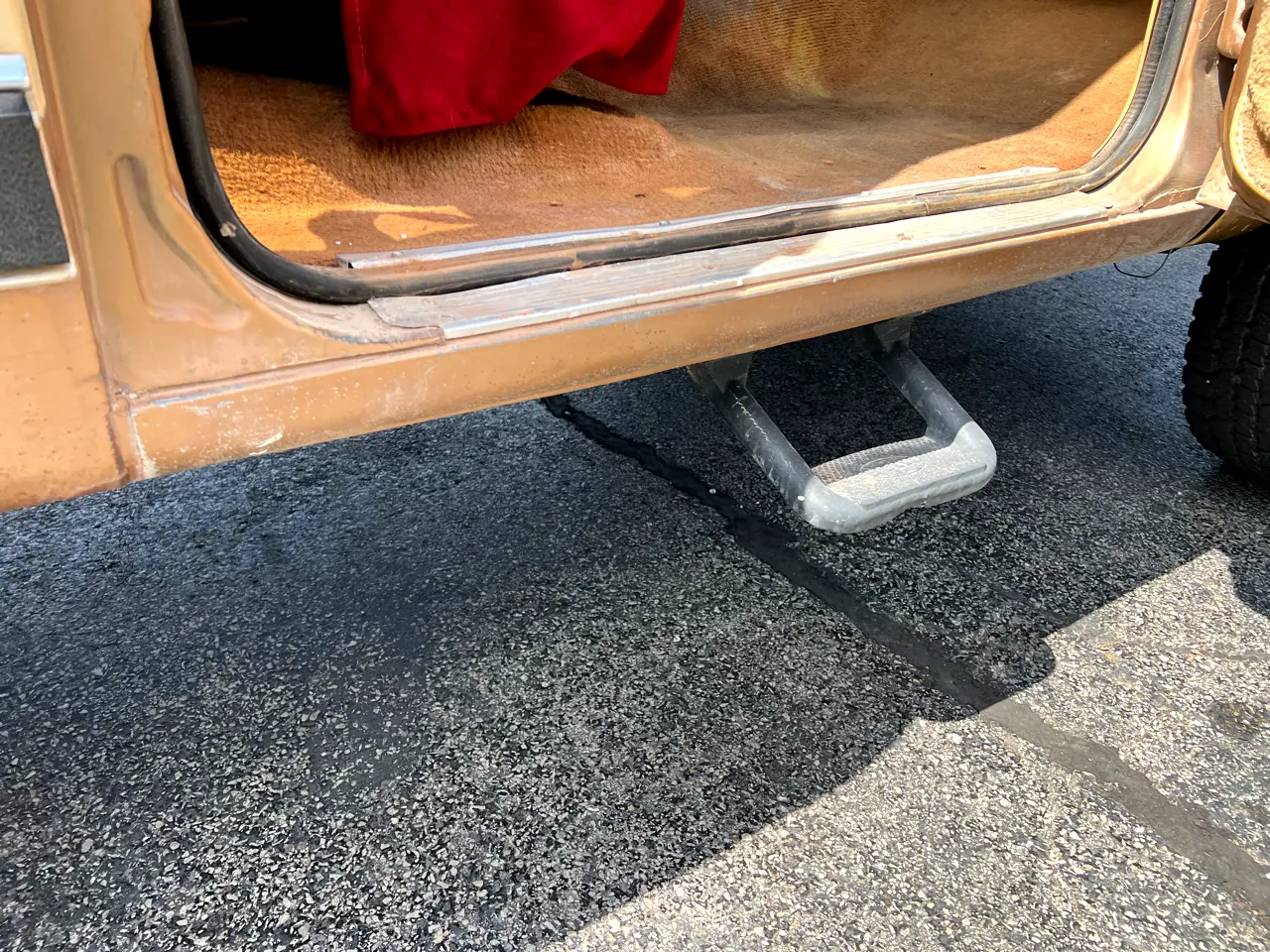 1985-dodge-ramcharger-for-sale-17