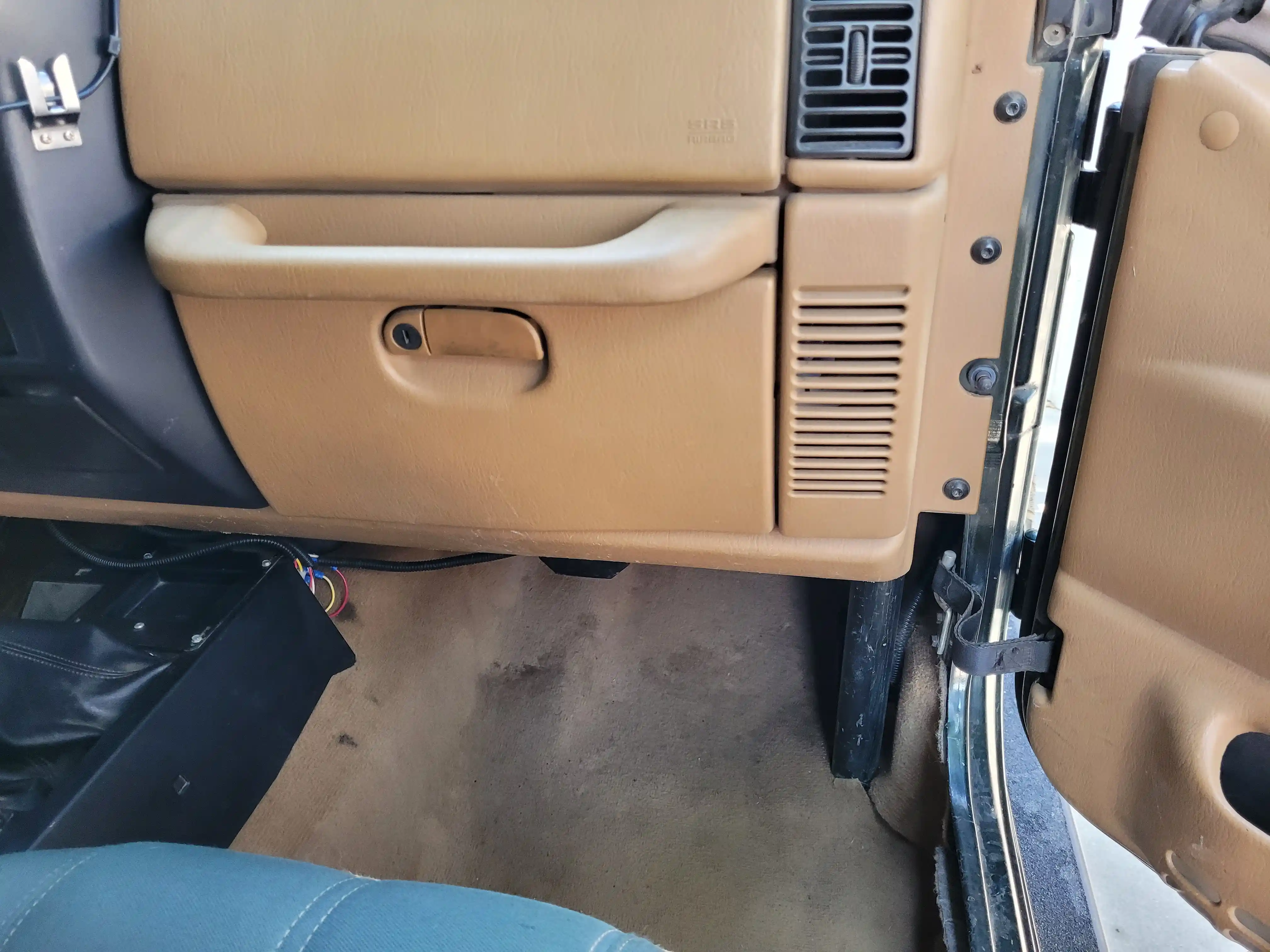 1998-jeep-wrangler-for-sale-fountain-co-19