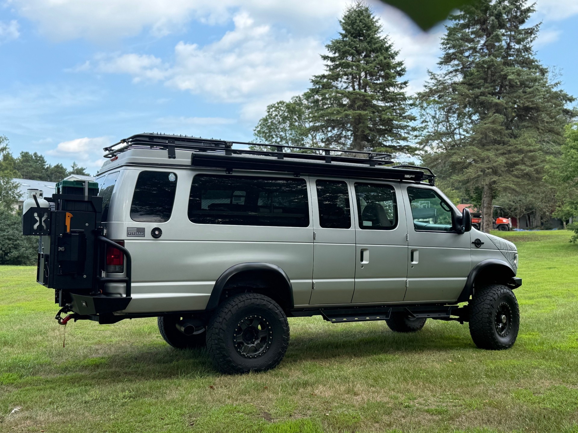 2002-ford-e-350-camper-build-for-sale-02