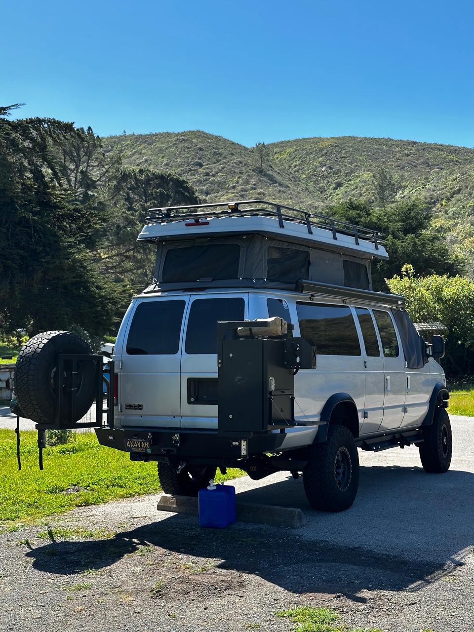 2002-ford-e-350-camper-build-for-sale-07